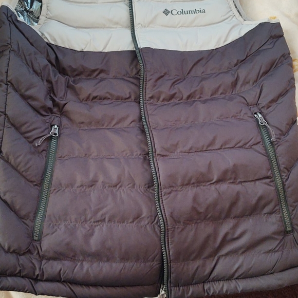 Omni-Heat White Out Vest - Picture 7 of 9